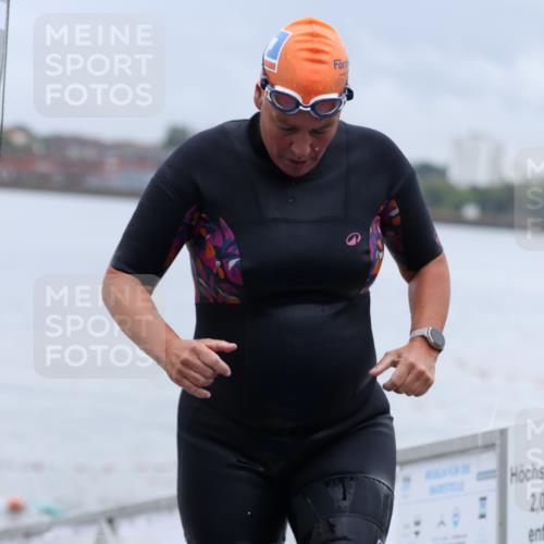 16.08.2026 - KN Förde Triathlon 2026 Antke Förster http://msf.ph/oto/9992412 16.08.2026 09:13:36 Schwimmen 108, 124, 131, 120, 123, 148, 185 meine-sportfotos.de