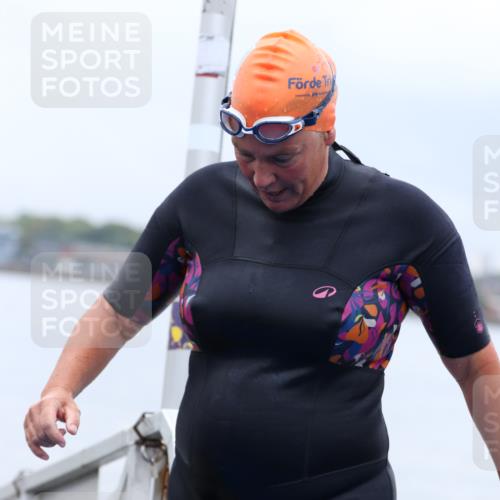 16.08.2026 - KN Förde Triathlon 2026 Antke Förster http://msf.ph/oto/9992414 16.08.2026 09:13:37 Schwimmen 108, 124, 131, 120, 123, 148, 185 meine-sportfotos.de