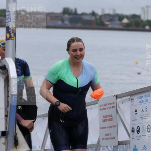 16.08.2026 - KN Förde Triathlon 2026 Antke Förster http://msf.ph/oto/9992416 16.08.2026 09:13:42 Schwimmen 108, 124, 131, 120, 123, 148, 185 meine-sportfotos.de