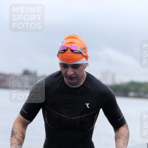 16.08.2026 - KN Förde Triathlon 2026 Antke Förster http://msf.ph/oto/9992433 16.08.2026 09:13:59 Schwimmen 120, 123, 148, 185, 120, 125, 154 meine-sportfotos.de