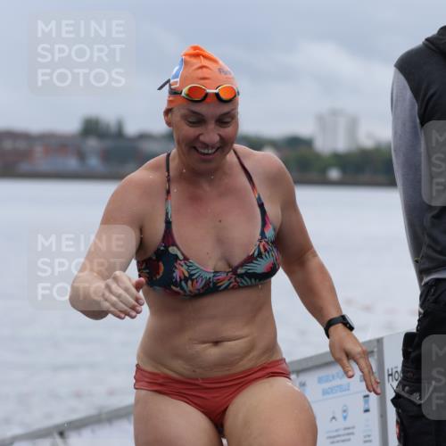 16.08.2026 - KN Förde Triathlon 2026 Antke Förster http://msf.ph/oto/9992437 16.08.2026 09:14:11 Schwimmen 120, 185, 125, 149, 154, 155, 162 meine-sportfotos.de