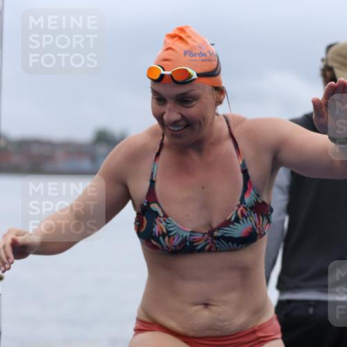 16.08.2026 - KN Förde Triathlon 2026 Antke Förster http://msf.ph/oto/9992438 16.08.2026 09:14:11 Schwimmen 120, 185, 125, 149, 154, 155, 162 meine-sportfotos.de