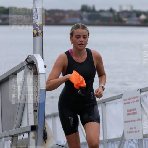 16.08.2026 - KN Förde Triathlon 2026 Antke Förster http://msf.ph/oto/9992444 16.08.2026 09:14:23 Schwimmen 120, 154, 125, 147, 149, 155, 162 meine-sportfotos.de
