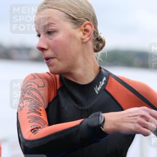 16.08.2026 - KN Förde Triathlon 2026 Antke Förster http://msf.ph/oto/9992459 16.08.2026 09:14:33 Schwimmen 125, 149, 154, 155, 162, 147, 149, 158, 159 meine-sportfotos.de