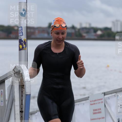 16.08.2026 - KN Förde Triathlon 2026 Antke Förster http://msf.ph/oto/9992460 16.08.2026 09:14:43 Schwimmen 125, 147, 149, 155, 162, 145, 147, 153, 158, 159 meine-sportfotos.de