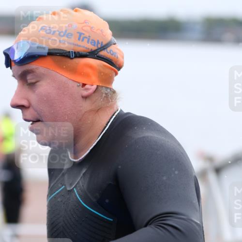 16.08.2026 - KN Förde Triathlon 2026 Antke Förster http://msf.ph/oto/9992471 16.08.2026 09:14:55 Schwimmen 147, 149, 159, 162, 135, 145, 153, 158, 159 meine-sportfotos.de