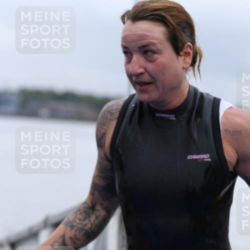 16.08.2026 - KN Förde Triathlon 2026 Antke Förster http://msf.ph/oto/9992489 16.08.2026 09:15:12 Schwimmen 135, 145, 153, 158, 159, 135, 150 meine-sportfotos.de