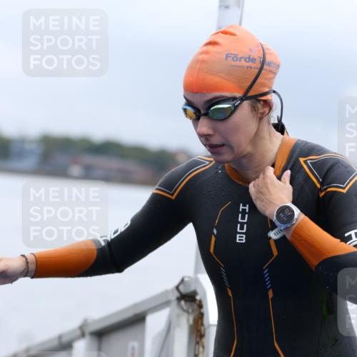 16.08.2026 - KN Förde Triathlon 2026 Antke Förster http://msf.ph/oto/9992494 16.08.2026 09:15:24 Schwimmen 135, 145, 150, 153 meine-sportfotos.de