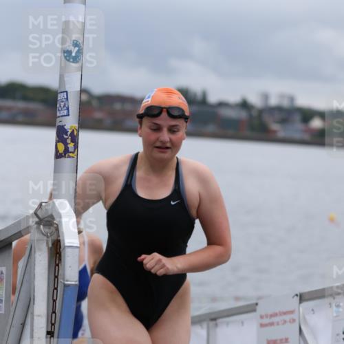 16.08.2026 - KN Förde Triathlon 2026 Antke Förster http://msf.ph/oto/9992541 16.08.2026 09:16:58 Schwimmen 152, 165, 169, 177, 138, 139, 166, 180, 186, 187 meine-sportfotos.de
