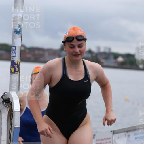 16.08.2026 - KN Förde Triathlon 2026 Antke Förster http://msf.ph/oto/9992542 16.08.2026 09:16:58 Schwimmen 152, 165, 169, 177, 138, 139, 166, 180, 186, 187 meine-sportfotos.de