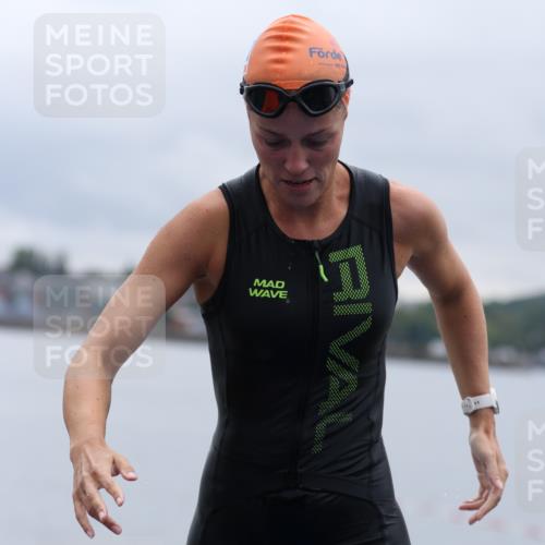 16.08.2026 - KN Förde Triathlon 2026 Antke Förster http://msf.ph/oto/9992597 16.08.2026 09:18:00 Schwimmen 126, 156, 171, 172, 174, 190, 197, 163, 176, 189, 191, 192, 203 meine-sportfotos.de