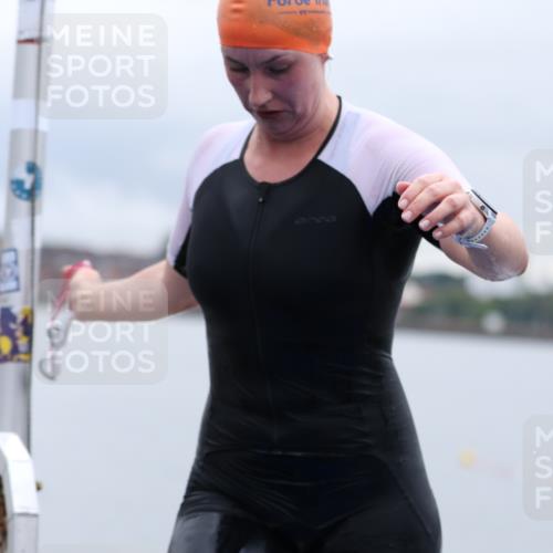 16.08.2026 - KN Förde Triathlon 2026 Antke Förster http://msf.ph/oto/9992623 16.08.2026 09:18:29 Schwimmen 163, 176, 178, 189, 192, 203, 164, 200, 206 meine-sportfotos.de