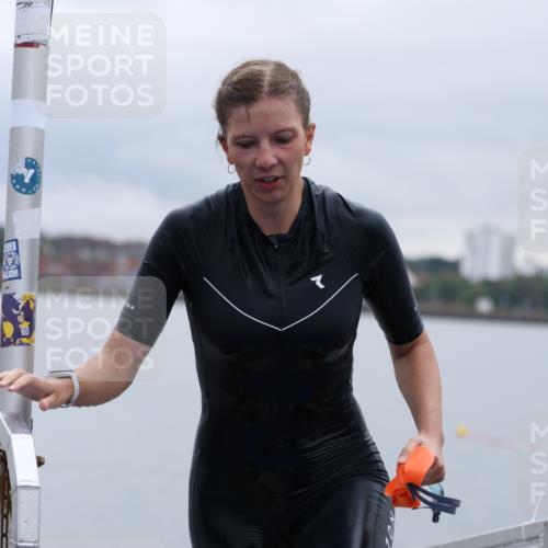 16.08.2026 - KN Förde Triathlon 2026 Antke Förster http://msf.ph/oto/9992639 16.08.2026 09:18:53 Schwimmen 164, 178, 200, 206, 184, 194, 195, 198, 205, 212, 225 meine-sportfotos.de