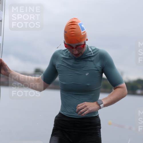 16.08.2026 - KN Förde Triathlon 2026 Antke Förster http://msf.ph/oto/9992679 16.08.2026 09:19:26 Schwimmen 184, 194, 195, 204, 211, 225, 181, 201 meine-sportfotos.de