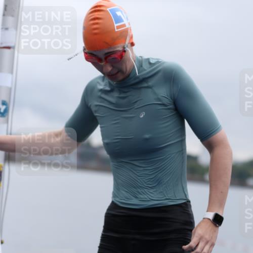 16.08.2026 - KN Förde Triathlon 2026 Antke Förster http://msf.ph/oto/9992681 16.08.2026 09:19:26 Schwimmen 184, 194, 195, 204, 211, 225, 181, 201 meine-sportfotos.de