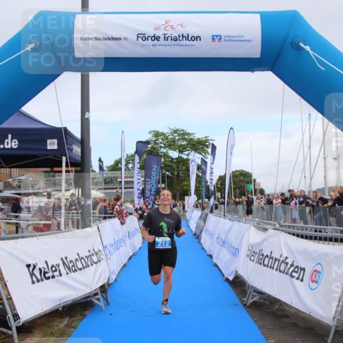 16.08.2026 - KN Förde Triathlon 2026 Markus Tischler http://msf.ph/oto/9992700 16.08.2026 10:33:55 Ziel 175, 212, 175, 212 meine-sportfotos.de