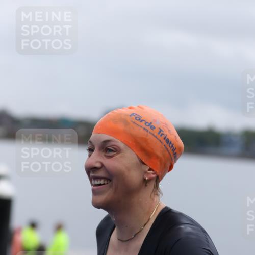 16.08.2026 - KN Förde Triathlon 2026 Antke Förster http://msf.ph/oto/9992704 16.08.2026 09:20:28 Schwimmen 114, 199, 114, 179 meine-sportfotos.de