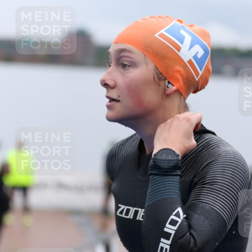 16.08.2026 - KN Förde Triathlon 2026 Antke Förster http://msf.ph/oto/9992710 16.08.2026 09:20:48 Schwimmen 114, 179, 199, 137, 167, 214, 230, 239 meine-sportfotos.de