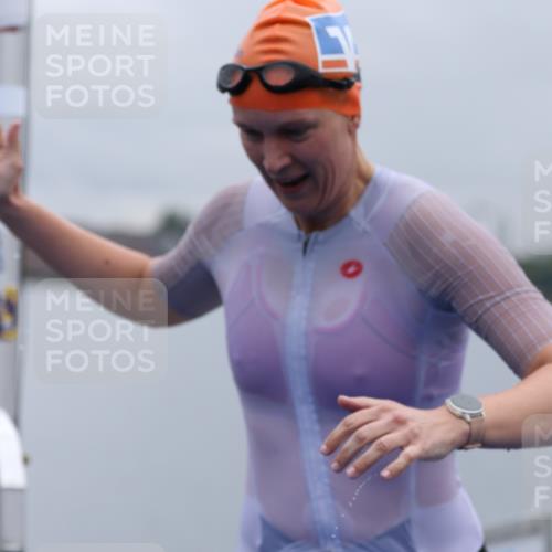 16.08.2026 - KN Förde Triathlon 2026 Antke Förster http://msf.ph/oto/9992715 16.08.2026 09:20:57 Schwimmen 179, 239, 137, 167, 214, 230, 239, 248 meine-sportfotos.de