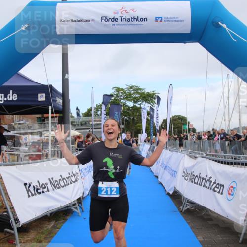 16.08.2026 - KN Förde Triathlon 2026 Markus Tischler http://msf.ph/oto/9992731 16.08.2026 10:33:56 Ziel 175, 212, 175, 212 meine-sportfotos.de