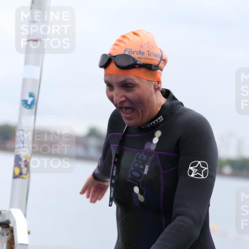 16.08.2026 - KN Förde Triathlon 2026 Antke Förster http://msf.ph/oto/9992770 16.08.2026 09:21:57 Schwimmen 188, 202, 213, 235, 215, 216, 217, 229, 232, 242 meine-sportfotos.de