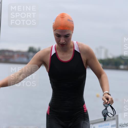16.08.2026 - KN Förde Triathlon 2026 Antke Förster http://msf.ph/oto/9992807 16.08.2026 09:22:33 Schwimmen 216, 219, 232, 241, 182 meine-sportfotos.de