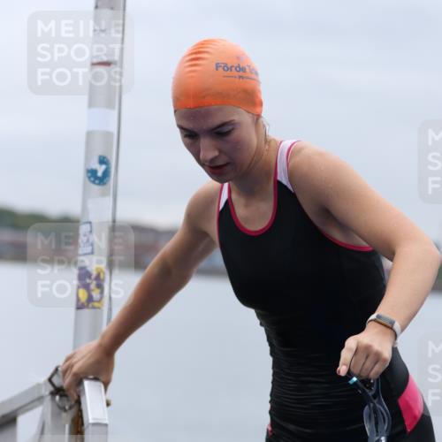 16.08.2026 - KN Förde Triathlon 2026 Antke Förster http://msf.ph/oto/9992808 16.08.2026 09:22:33 Schwimmen 216, 219, 232, 241, 182 meine-sportfotos.de
