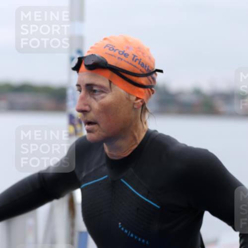 16.08.2026 - KN Förde Triathlon 2026 Antke Förster http://msf.ph/oto/9992819 16.08.2026 09:22:45 Schwimmen 182, 219, 241, 223, 236, 258 meine-sportfotos.de