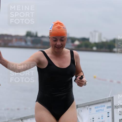 16.08.2026 - KN Förde Triathlon 2026 Antke Förster http://msf.ph/oto/9992833 16.08.2026 09:23:10 Schwimmen 223, 236, 258, 226, 236, 240 meine-sportfotos.de