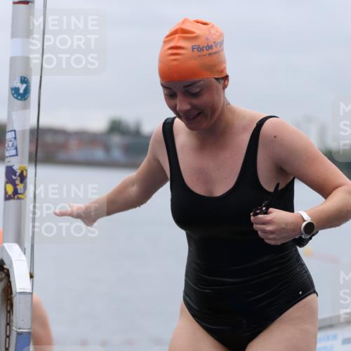 16.08.2026 - KN Förde Triathlon 2026 Antke Förster http://msf.ph/oto/9992836 16.08.2026 09:23:11 Schwimmen 223, 236, 258, 226, 240, 252 meine-sportfotos.de