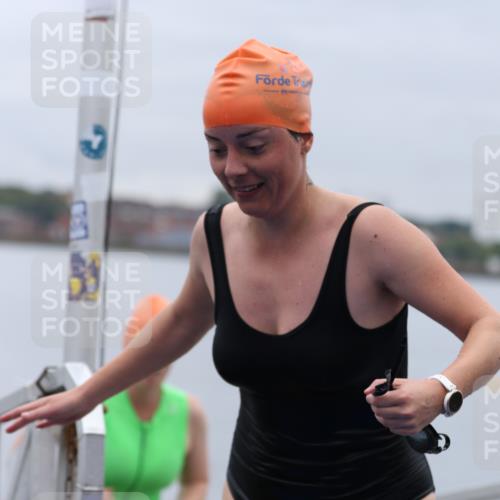 16.08.2026 - KN Förde Triathlon 2026 Antke Förster http://msf.ph/oto/9992838 16.08.2026 09:23:12 Schwimmen 223, 236, 258, 222, 226, 240, 252 meine-sportfotos.de