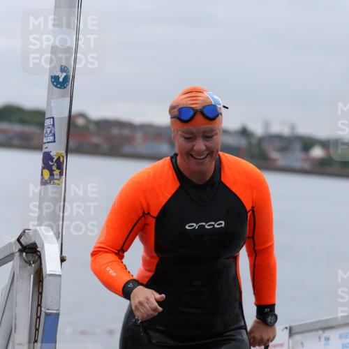 16.08.2026 - KN Förde Triathlon 2026 Antke Förster http://msf.ph/oto/9992846 16.08.2026 09:23:32 Schwimmen 223, 226, 236, 240, 134, 222, 246, 252 meine-sportfotos.de