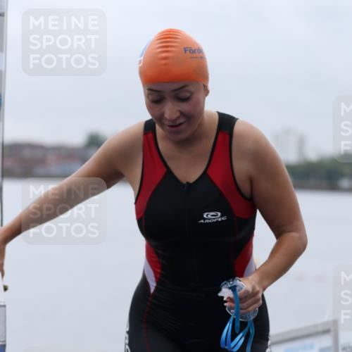 16.08.2026 - KN Förde Triathlon 2026 Antke Förster http://msf.ph/oto/9992920 16.08.2026 09:25:08 Schwimmen 227, 243, 245, 255, 805, 224, 254, 262 meine-sportfotos.de