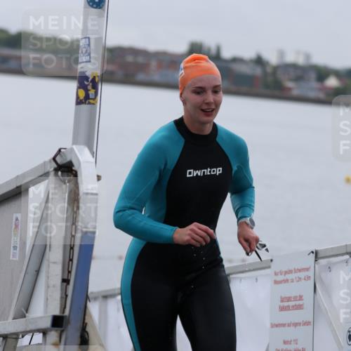 16.08.2026 - KN Förde Triathlon 2026 Antke Förster http://msf.ph/oto/9992930 16.08.2026 09:25:23 Schwimmen 224, 243, 245, 254, 255, 805, 262 meine-sportfotos.de