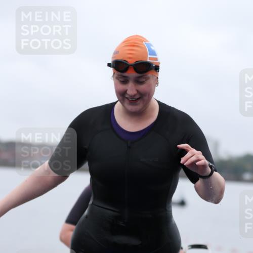 16.08.2026 - KN Förde Triathlon 2026 Antke Förster http://msf.ph/oto/9992986 16.08.2026 09:27:21 Schwimmen 253, 263, 264, 266, 128, 132, 256, 266 meine-sportfotos.de