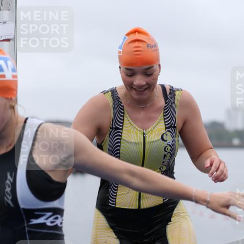16.08.2026 - KN Förde Triathlon 2026 Antke Förster http://msf.ph/oto/9993021 16.08.2026 09:29:23 Schwimmen 233, 234, 260, 234, 267 meine-sportfotos.de