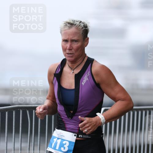 16.08.2026 - KN Förde Triathlon 2026 Antke Förster http://msf.ph/oto/9993116 16.08.2026 10:02:09 Laufen  meine-sportfotos.de