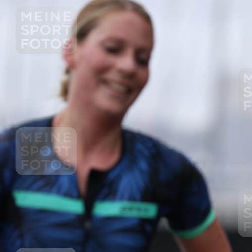 16.08.2026 - KN Förde Triathlon 2026 Antke Förster http://msf.ph/oto/9993292 16.08.2026 10:07:34 Laufen  meine-sportfotos.de
