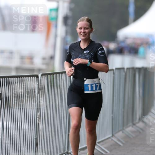 16.08.2026 - KN Förde Triathlon 2026 Antke Förster http://msf.ph/oto/9993296 16.08.2026 10:07:47 Laufen  meine-sportfotos.de