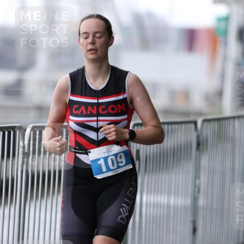 16.08.2026 - KN Förde Triathlon 2026 Antke Förster http://msf.ph/oto/9993329 16.08.2026 10:08:57 Laufen  meine-sportfotos.de