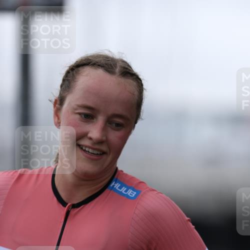 16.08.2026 - KN Förde Triathlon 2026 Antke Förster http://msf.ph/oto/9993358 16.08.2026 10:09:32 Laufen  meine-sportfotos.de