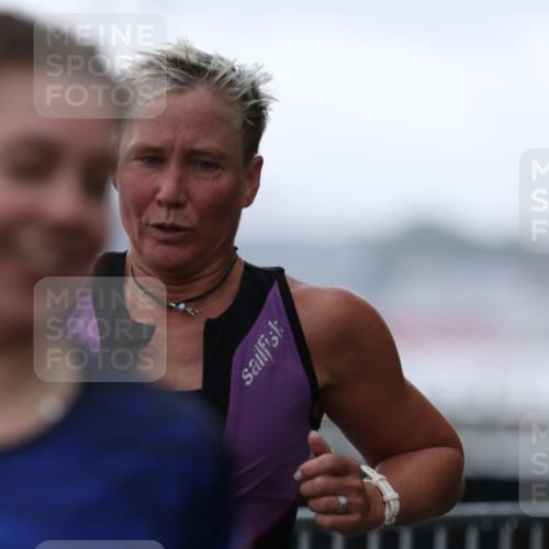 16.08.2026 - KN Förde Triathlon 2026 Antke Förster http://msf.ph/oto/9993370 16.08.2026 10:09:55 Laufen  meine-sportfotos.de