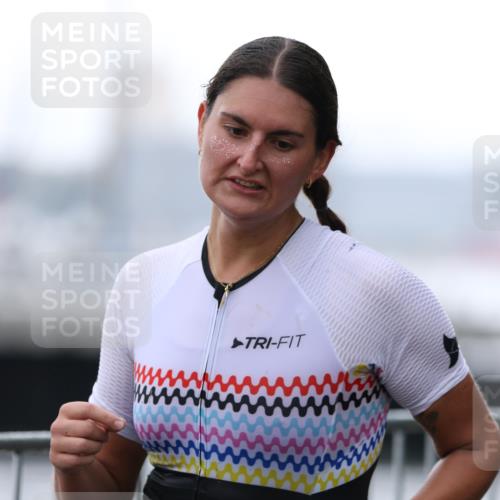16.08.2026 - KN Förde Triathlon 2026 Antke Förster http://msf.ph/oto/9993424 16.08.2026 10:10:50 Laufen  meine-sportfotos.de