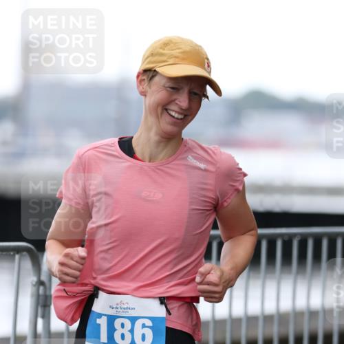 16.08.2026 - KN Förde Triathlon 2026 Antke Förster http://msf.ph/oto/9993563 16.08.2026 10:14:13 Laufen  meine-sportfotos.de