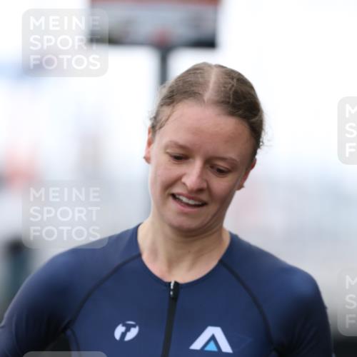 16.08.2026 - KN Förde Triathlon 2026 Antke Förster http://msf.ph/oto/9993588 16.08.2026 10:14:49 Laufen  meine-sportfotos.de
