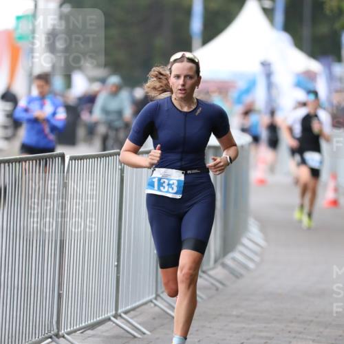 16.08.2026 - KN Förde Triathlon 2026 Antke Förster http://msf.ph/oto/9993612 16.08.2026 10:15:36 Laufen  meine-sportfotos.de