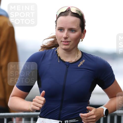 16.08.2026 - KN Förde Triathlon 2026 Antke Förster http://msf.ph/oto/9993617 16.08.2026 10:15:40 Laufen  meine-sportfotos.de