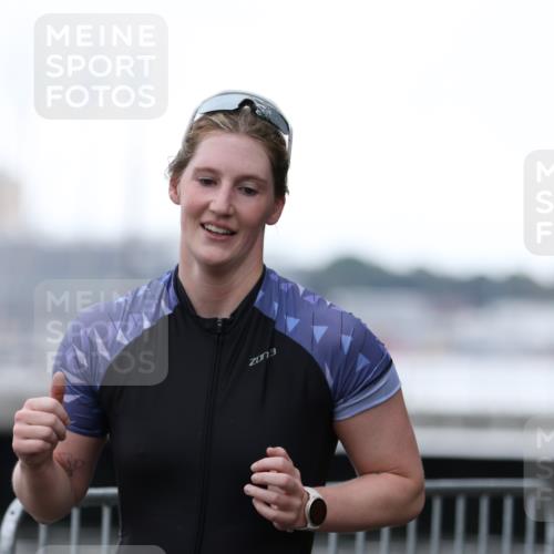 16.08.2026 - KN Förde Triathlon 2026 Antke Förster http://msf.ph/oto/9993666 16.08.2026 10:16:47 Laufen  meine-sportfotos.de