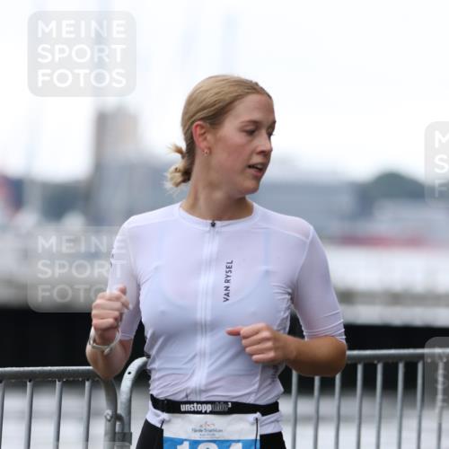 16.08.2026 - KN Förde Triathlon 2026 Antke Förster http://msf.ph/oto/9993791 16.08.2026 10:19:20 Laufen  meine-sportfotos.de