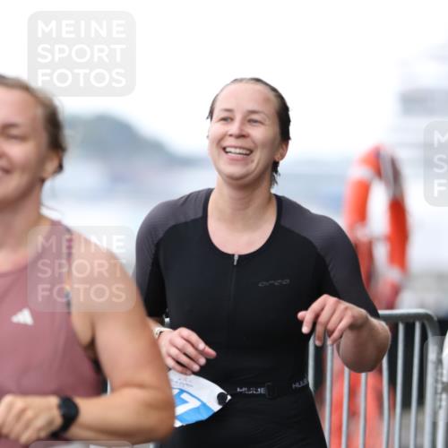 16.08.2026 - KN Förde Triathlon 2026 Antke Förster http://msf.ph/oto/9993818 16.08.2026 10:19:58 Laufen  meine-sportfotos.de